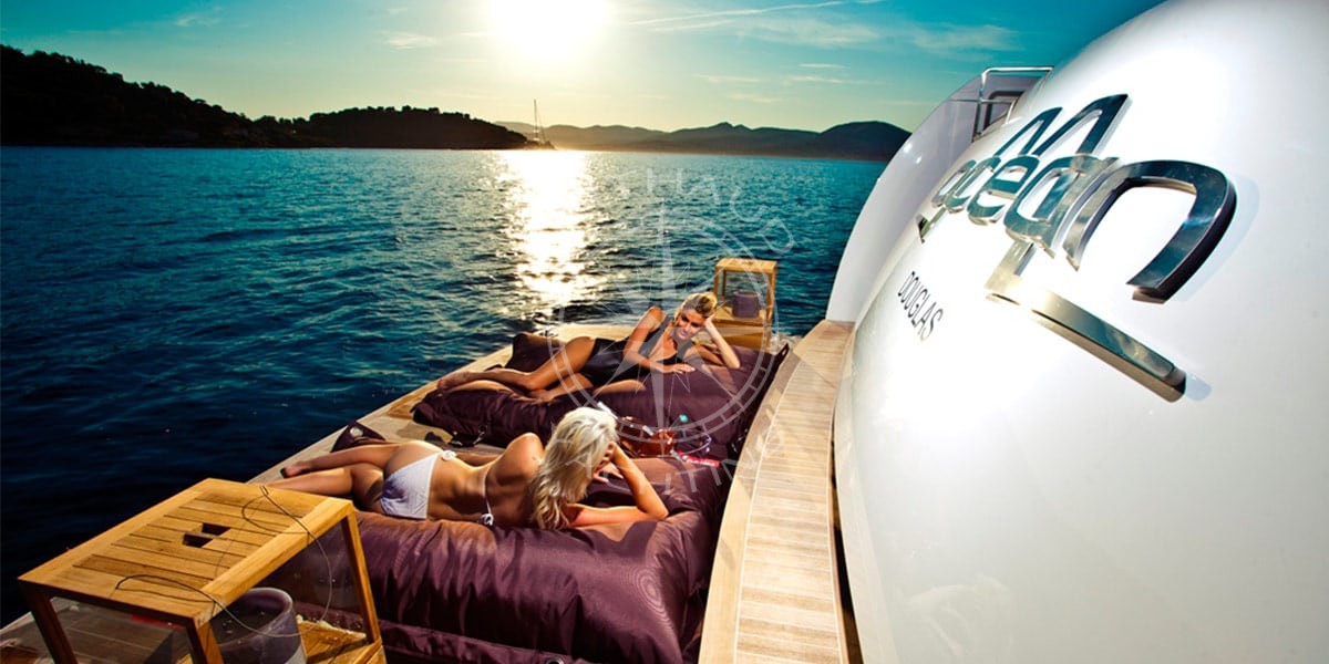 yacht rental south of france 3