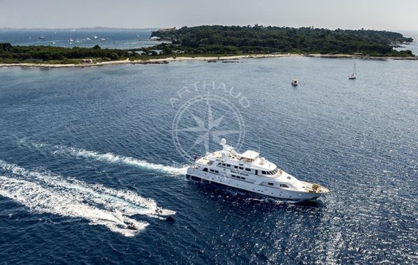 Arthaud Yachting | Location de yachts et charter