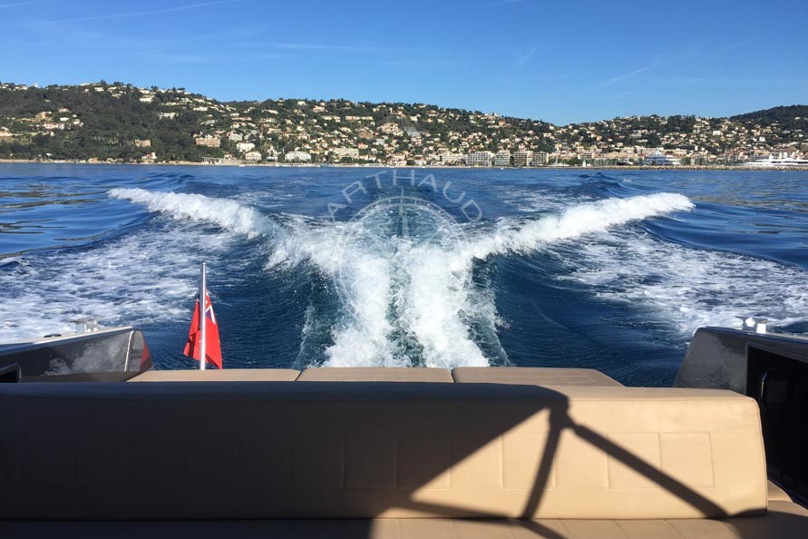 Bateau taxi Speedboat Monaco Cannes - Arthaud Yachting