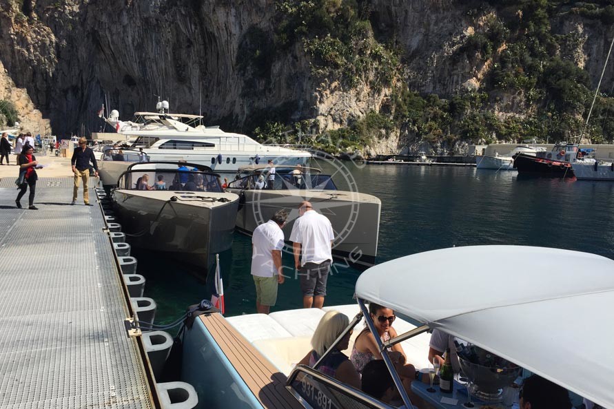 Bateau taxi Speedboat Monaco Cannes - Arthaud Yachting