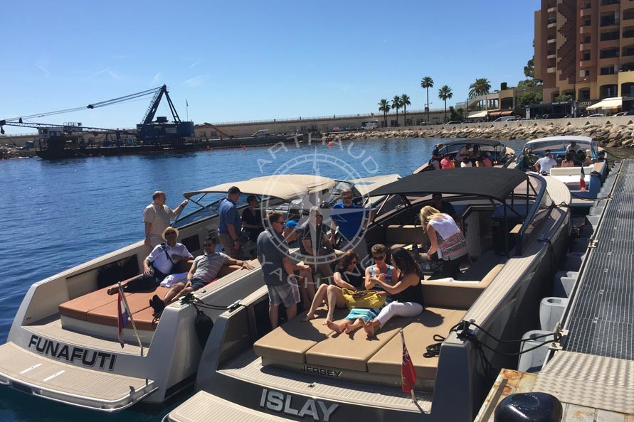 Bateau taxi Speedboat Monaco Cannes - Arthaud Yachting