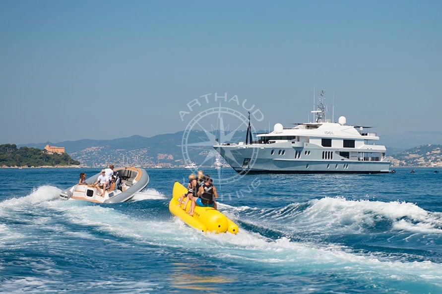 Yacht charter - French Riviera - Cannes - Saint Tropez – Monaco - Arthaud Yachting