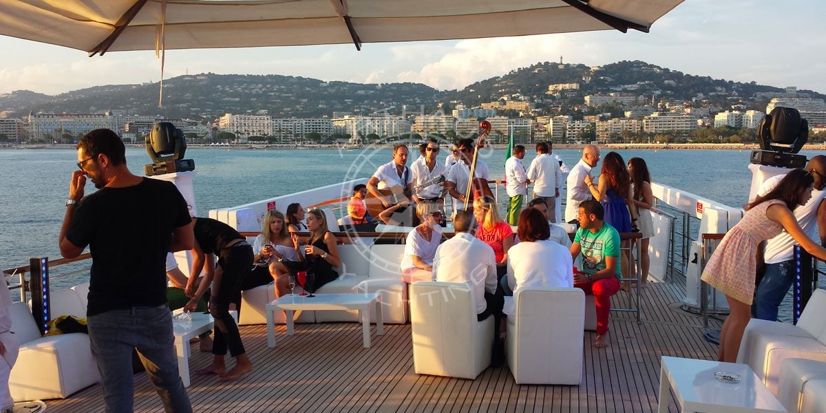 Rent A Yacht In Nice Yacht Rental French Riviera Arthaud Yachting