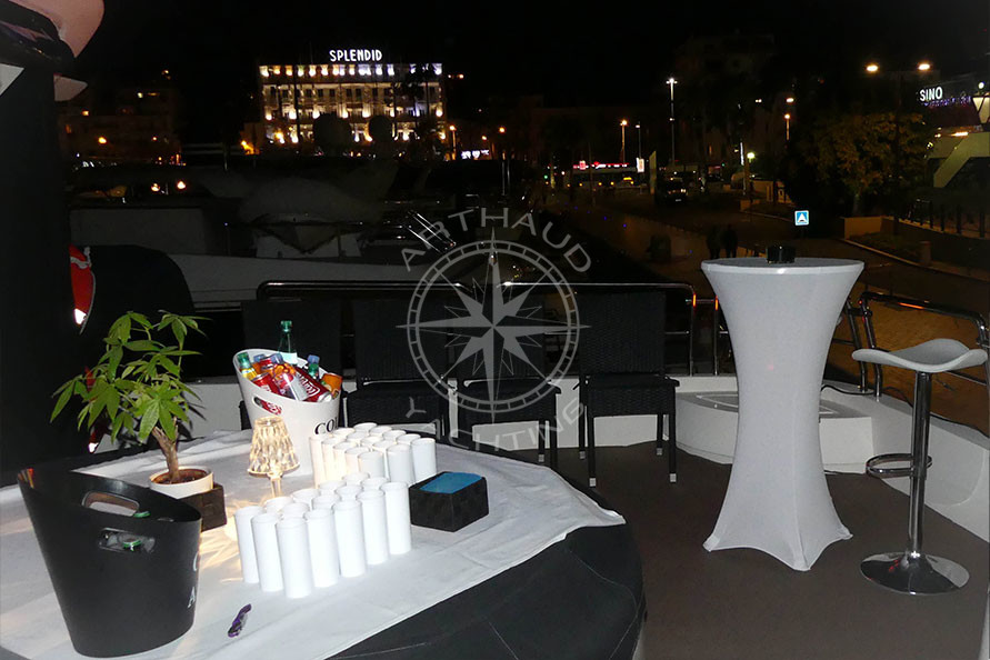 Location yacht salon IPEM Cannes - Arthaud Yachting