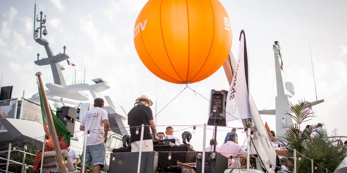 location-yacht-salon-ipem-cannes