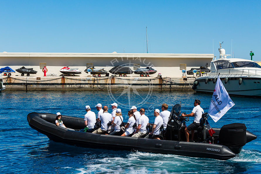 Location de bateaux pour déplacement sur la Côte d'Azur