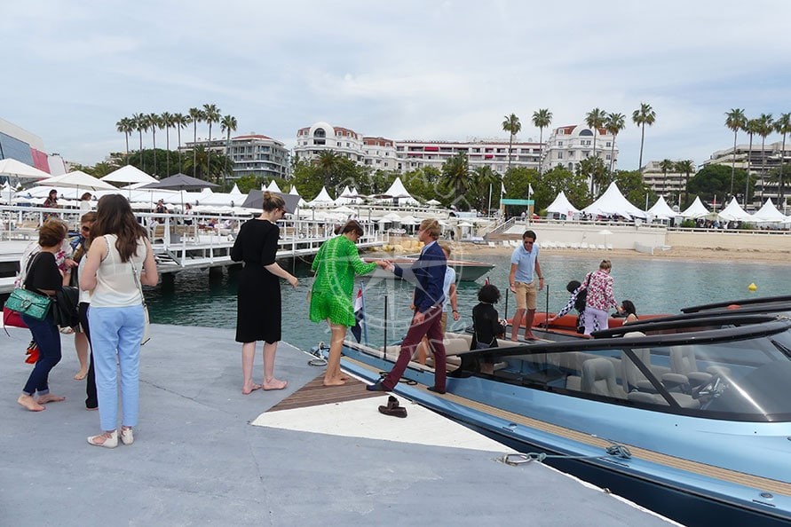 Location de bateaux pour déplacement sur la Côte d'Azur