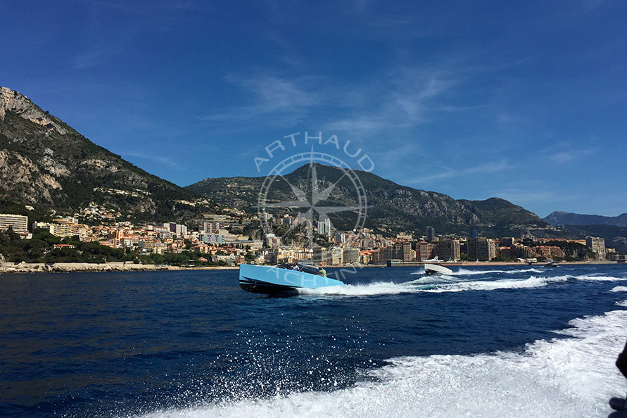 Lancôme rented speed boats in Monaco