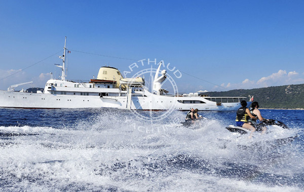 Arthaud Yachting | Yacht charter and rental in the Mediterranean sea