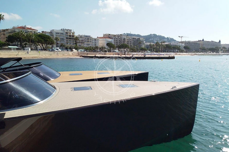 Vandutch 40 yacht charter for Louis Vuitton in Cannes for the Festival