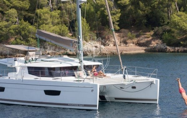 Catamaran charter for a cruise in Corsica