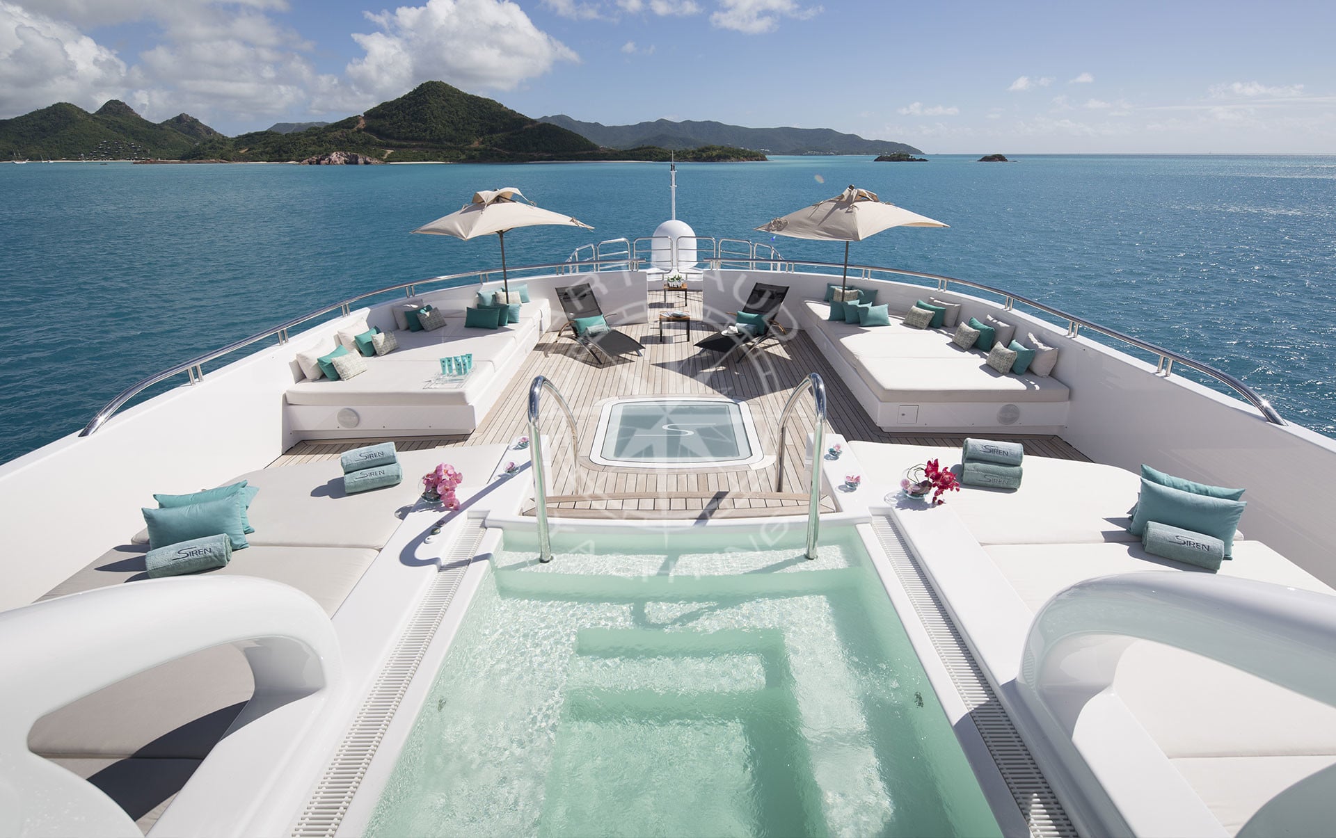 luxury yacht crew agency antibes