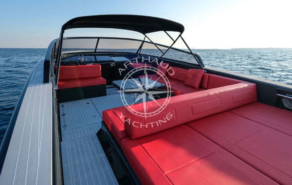Transfer and taxi-boat | Arthaud Yachting
