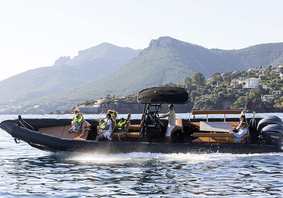 Taxi boat en semi-rigide | Arthaud Yachting Taxi boat en semi-rigide | Arthaud Yachting