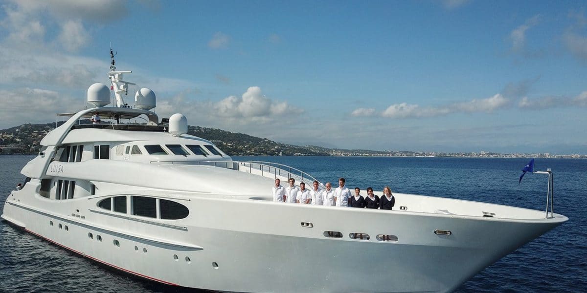 yacht-charter-MY-Luisa-Cannes-French-Riviera