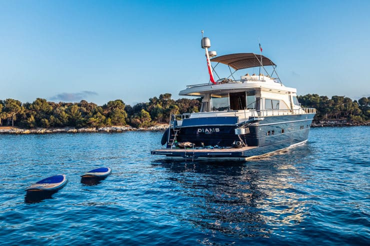 Yacht-charter-M-Y-DIAMS