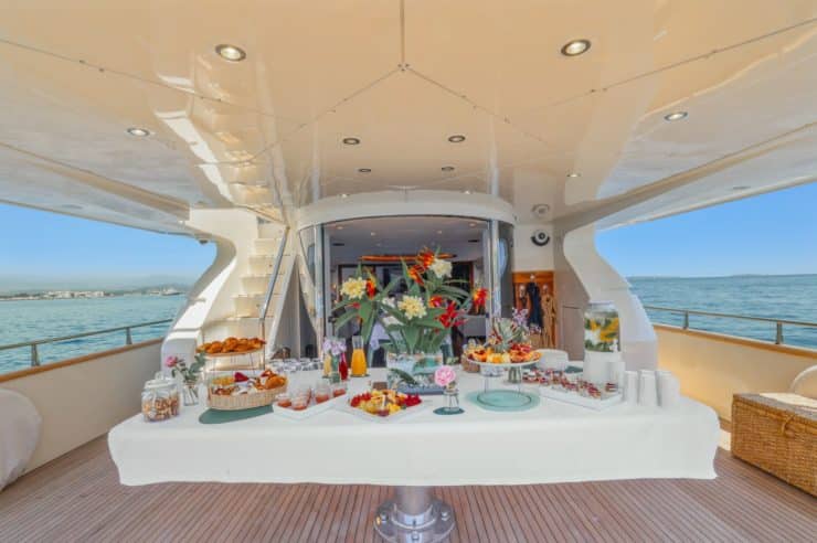 Yacht-charter-ACCAMA DELTA