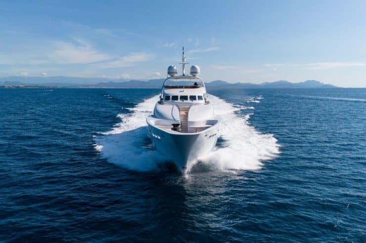 yacht-charter-MY-Luisa-Cannes-French-Riviera