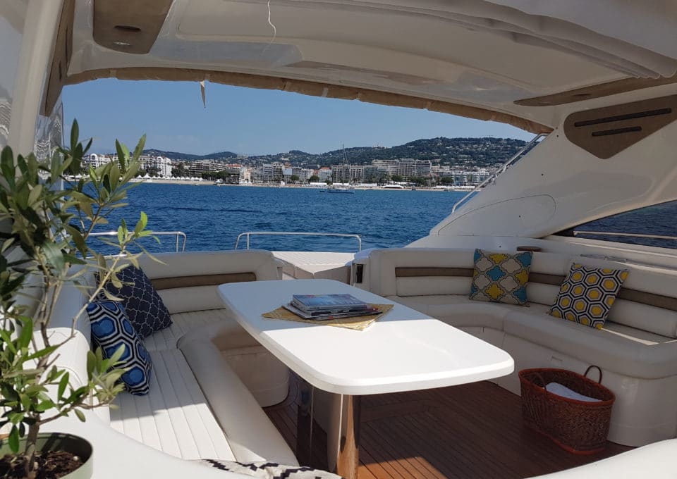 location-yacht-charter-MY-princess-v65