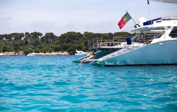 Catamaran charter S/Y HUTIANE | Arthaud Yachting