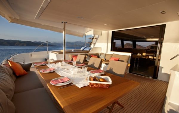 Catamaran charter for a cruise in the Mediterranean Sea | Arthaud Yachting