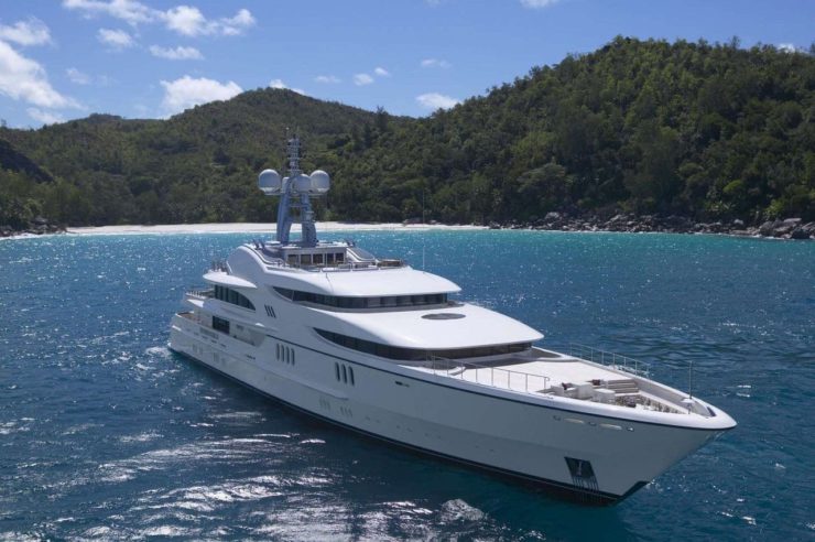 M/Y FIREBIRD | Arthaud Yachting