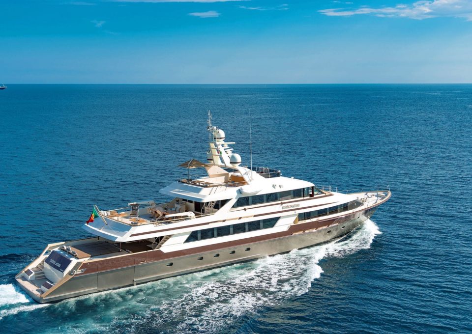 M/Y CLOUD ATLAS | Arthaud Yachting