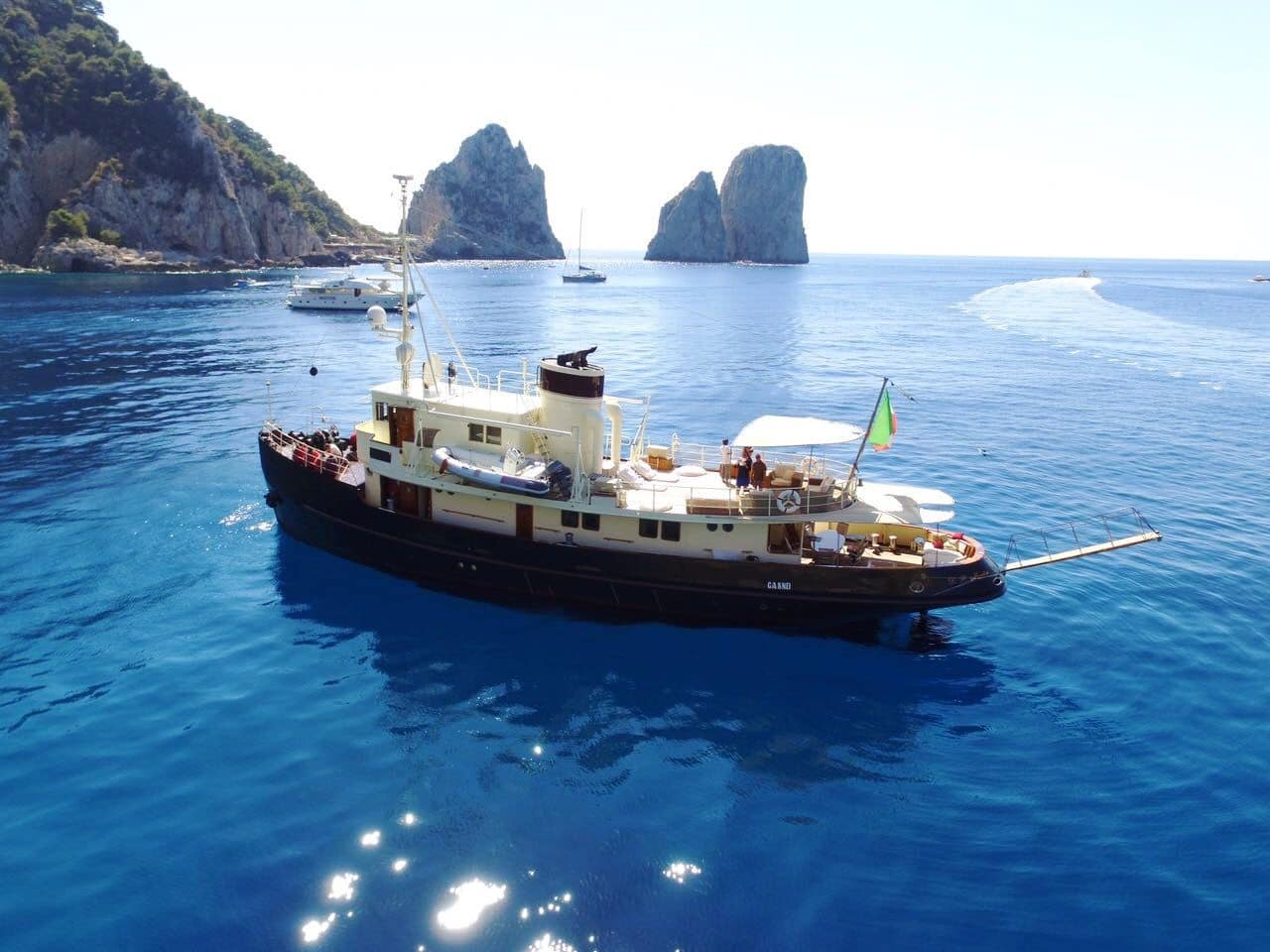 M/Y DP MONITOR | Arthaud Yachting M/Y DP MONITOR | Arthaud Yachting