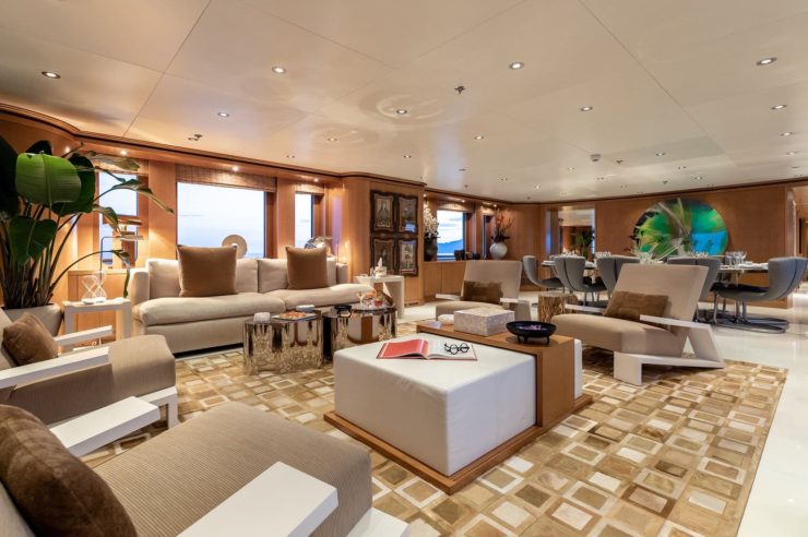 location-yacht-charter-MY-helios-3.jpg