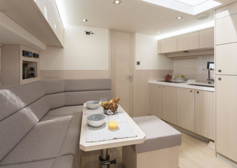 location-yacht-charter-MY-med-52