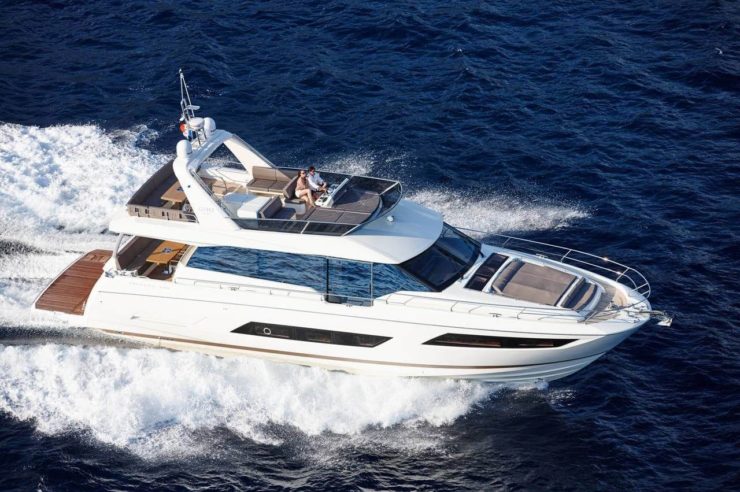 M/Y PRESTIGE 680 | Arthaud Yachting
