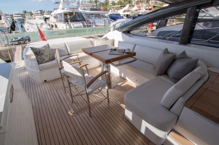 location-journee-yacht-charter-m-y-princess-v58