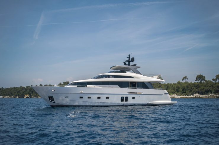 M/Y GEORGE FIVE | Arthaud Yachting