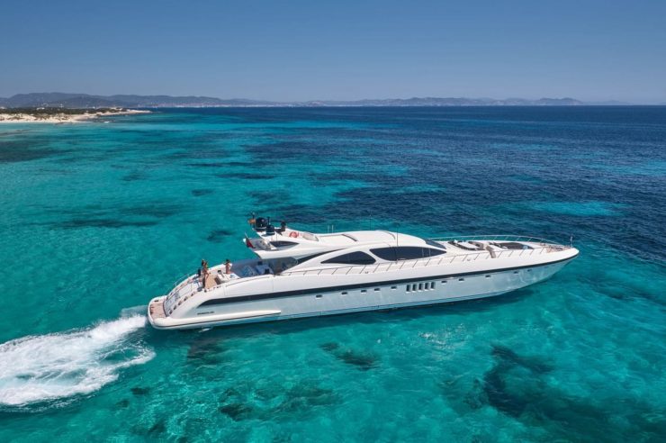 location-yacht-charter-MY-shane-2.jpg