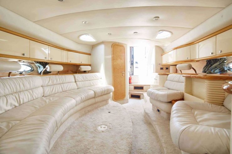 location-journee-yacht-MY-sunseeker-48