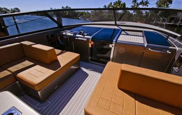 Yacht charter VanDutch | Arthaud Yachting