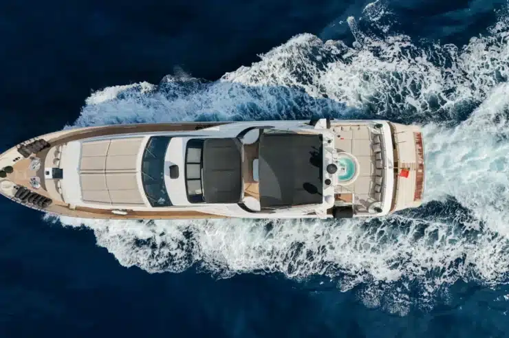 Yacht Charter ACCAMA DELTA exterior