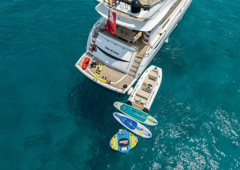 yacht-charter-m-y-cala-di-luna