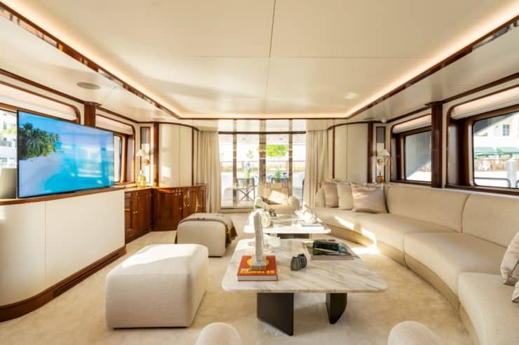 yacht-charter-m-y-dxb