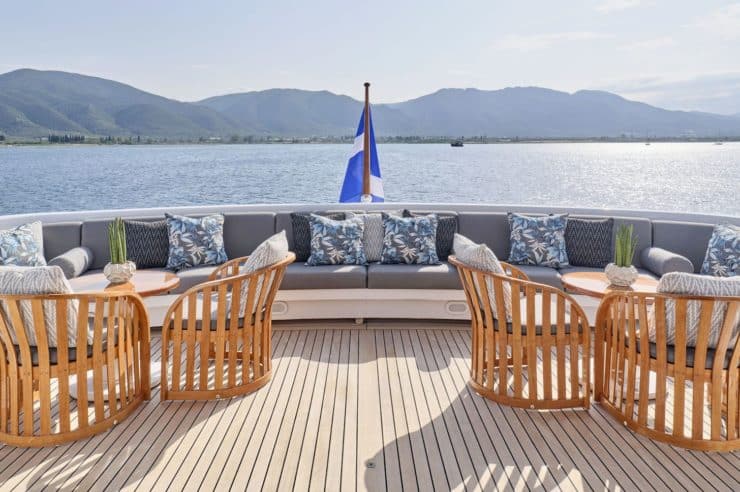 yacht-charter-m-y-element