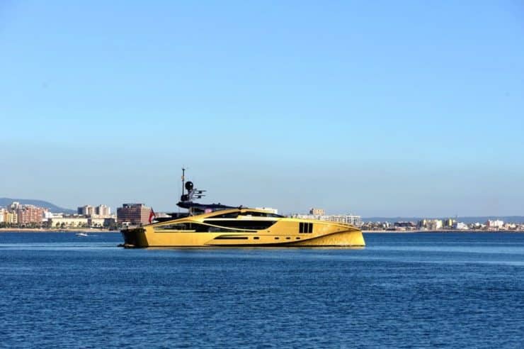 yacht-charter-m-y-khalilah