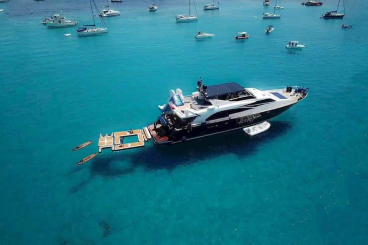 yacht-charter-m-y-lady-amanda