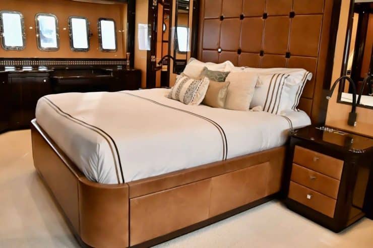 yacht-charter-m-y-orion-1