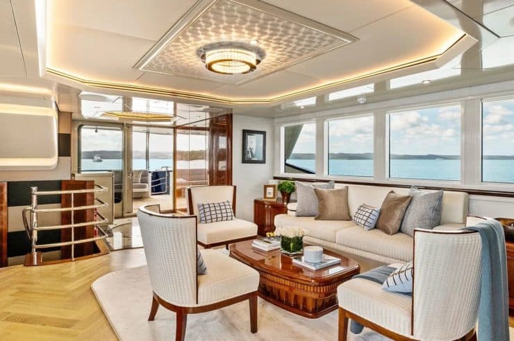 yacht-charter-m-y-princess-iluka