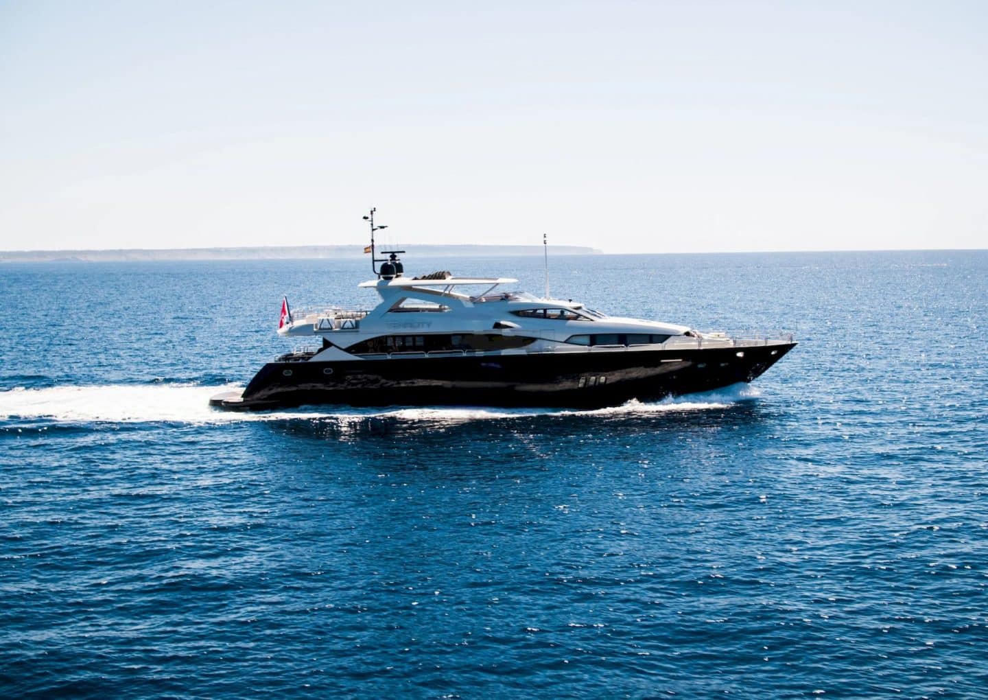 M/Y TENACITY (EX-EMOJI) | Arthaud Yachting yacht-charter-m-y-tenacity