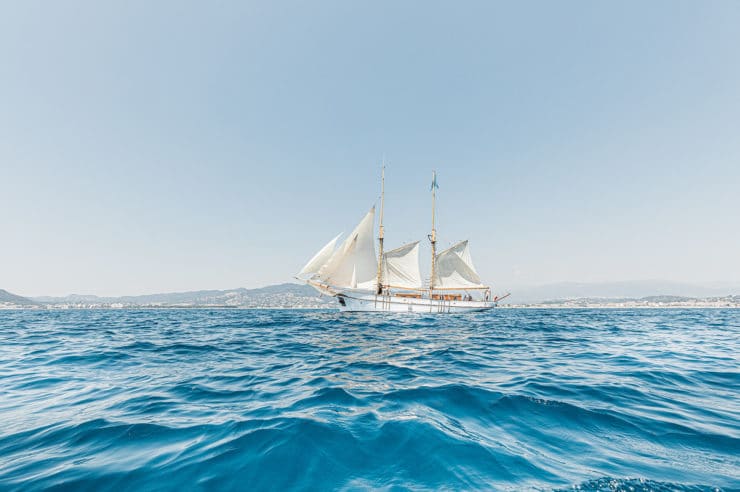 location-charter-classic-sailing-yacht-cannes