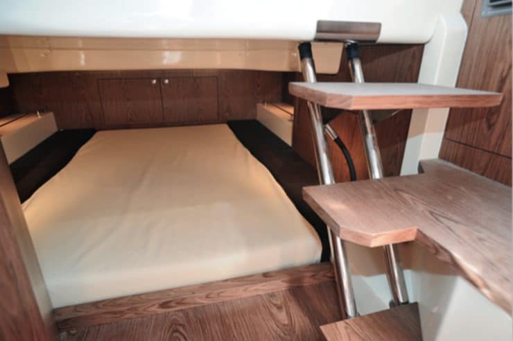 location-yacht-charter-MY-capelli-44-cannes