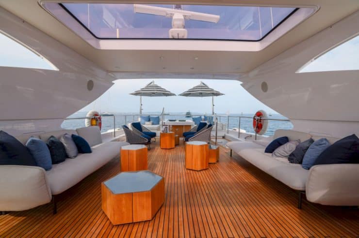 yacht-charter-rental-m-y-millesime
