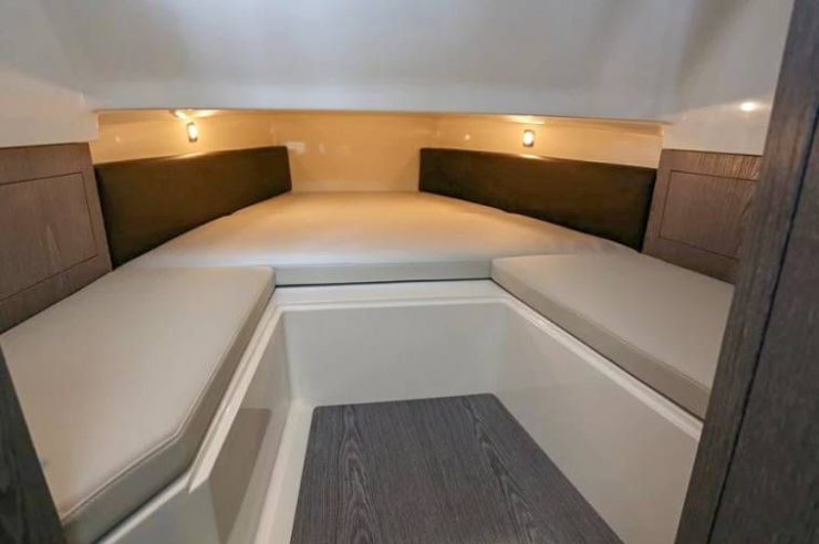location-yacht-charter-MY-capelli-40-saint-tropez