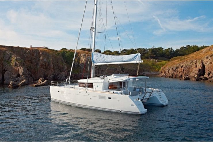 maxi-catamaran-yacht-charter-rental-m-y-lagoon-450-cannes